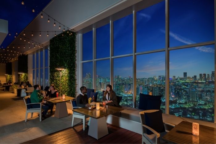 Marriott Downtown Abu Dhabi’s At 25 Rooftop Lounge Is Back