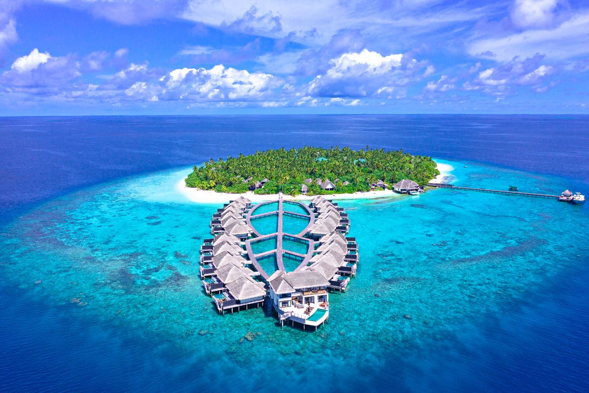 Dubai To Maldives Flights By Emirates