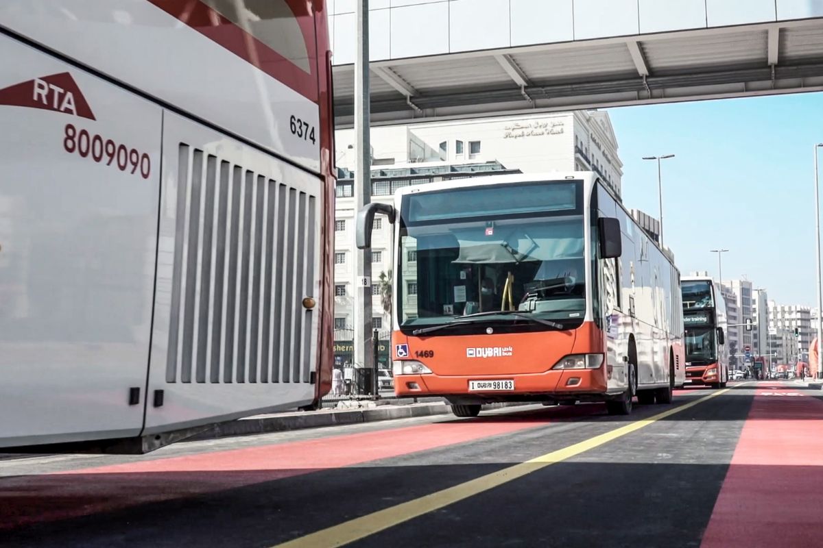 Dubai Bus And Taxi Lanes