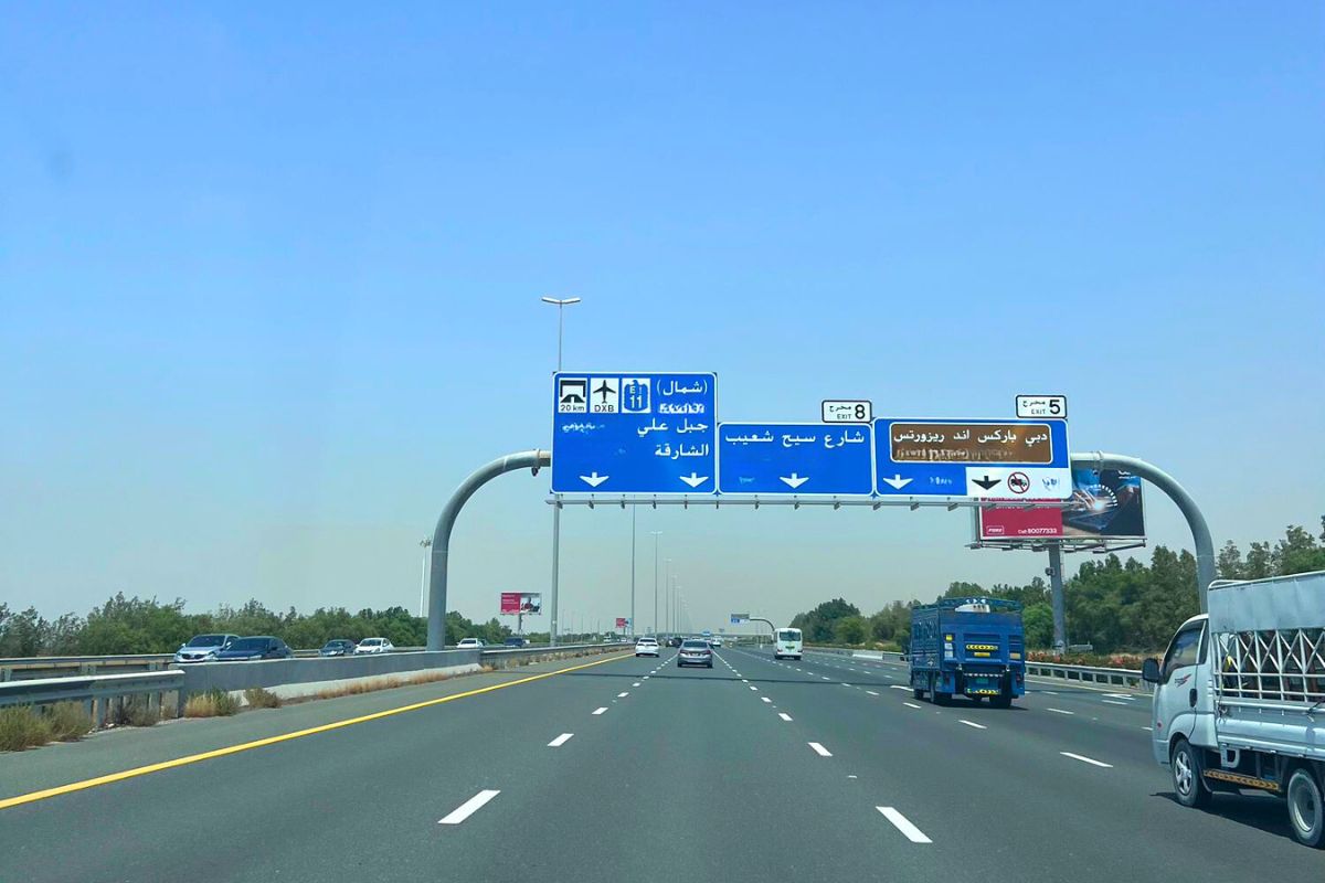 Abu Dhabi To Dubai Road