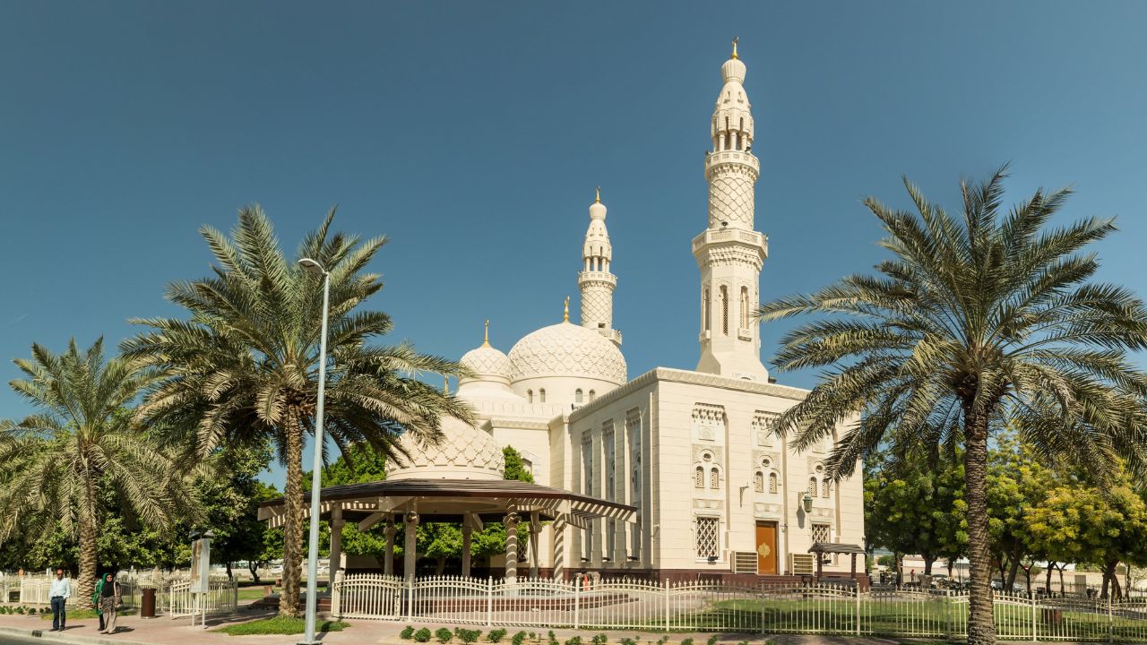 Jumeirah mosque in dubai