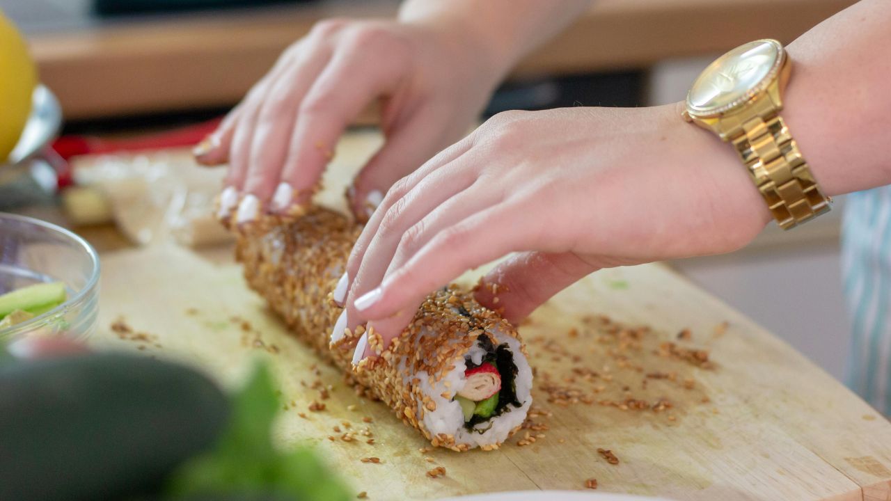Dip Dash sushi making classes