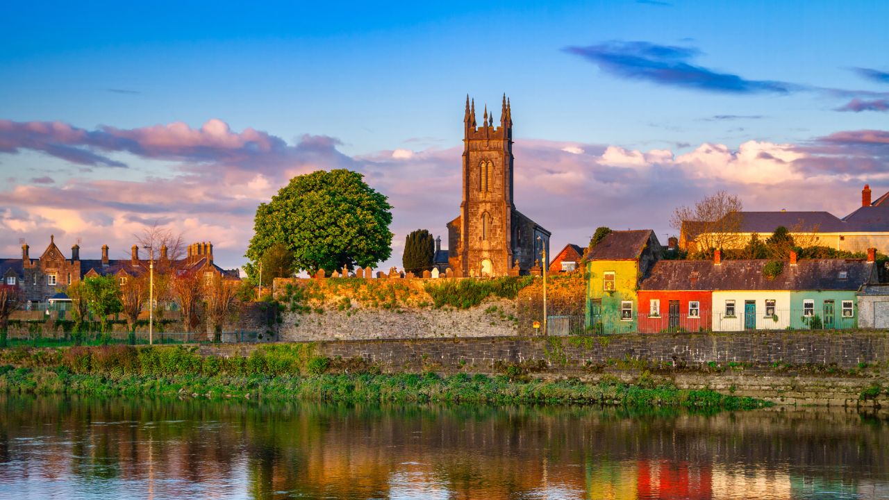 Emirates added flights to dublin