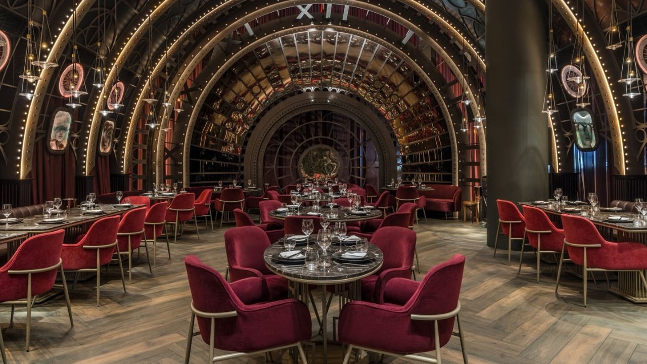 amelia lounge & restaurant interior