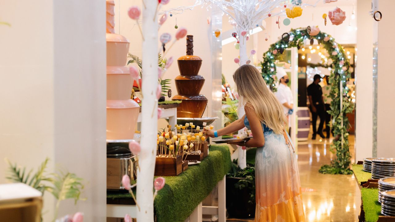 Wanderlust brunch at jw marriott marquis hotel dubai