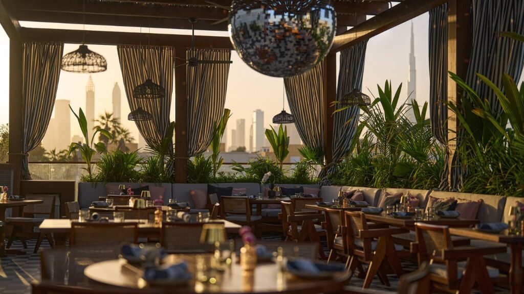 gitano outdoor dining