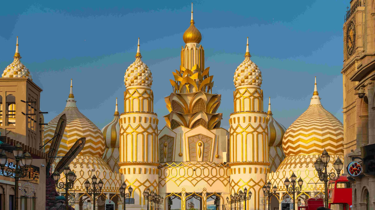 Yalla Dubai Life global village palace