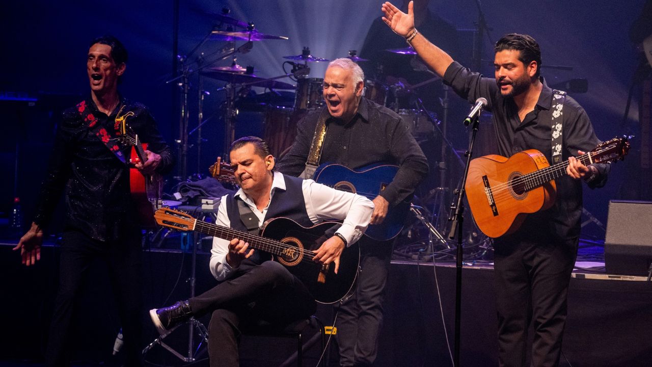 Yalla Dubai Life - Live Music Performance gipsy kings by andre reyes