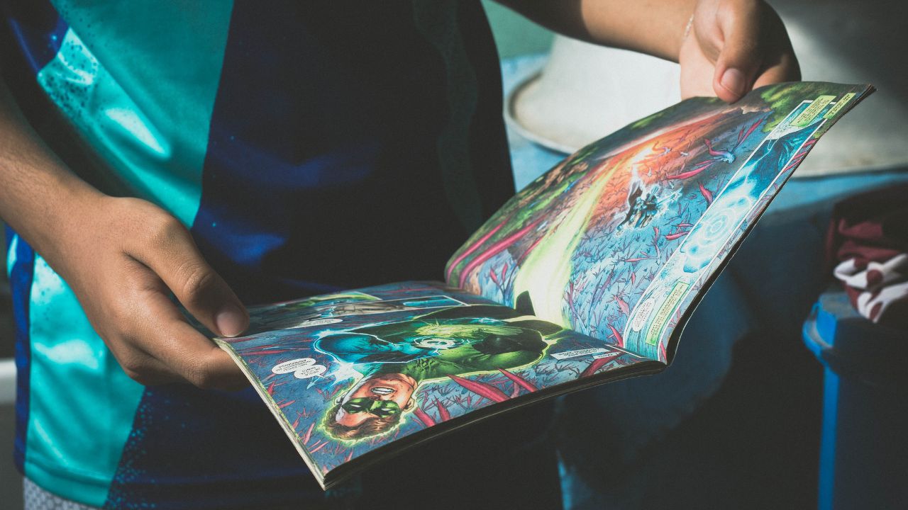 child reading green lantern book