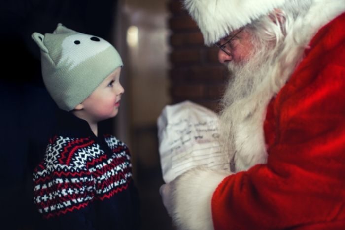 Meet Santa at Abu Dhabi Mall