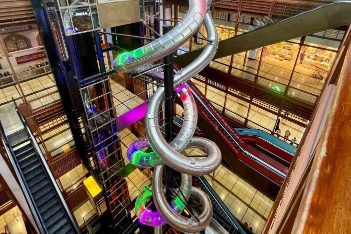 Middle east largest slides abu dhabi WTC Mall