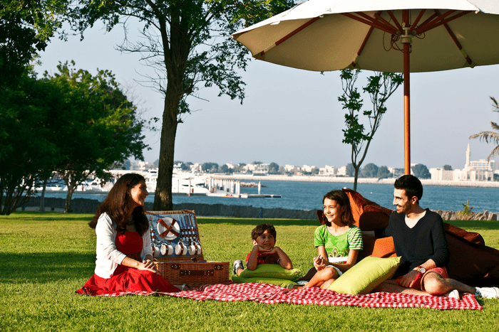 Picnic at the Palace