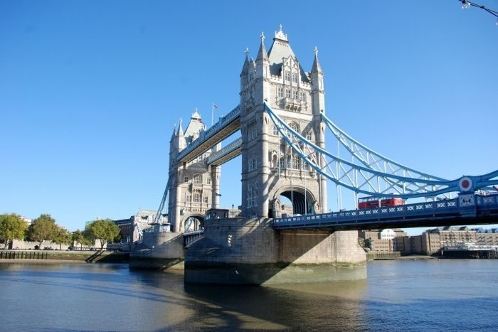 Tower Bridge London - Etihad Airways - Flights From Uk To Abu Dhabi