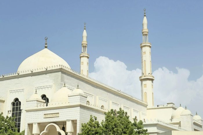 sheikh rashid mosque in dubai