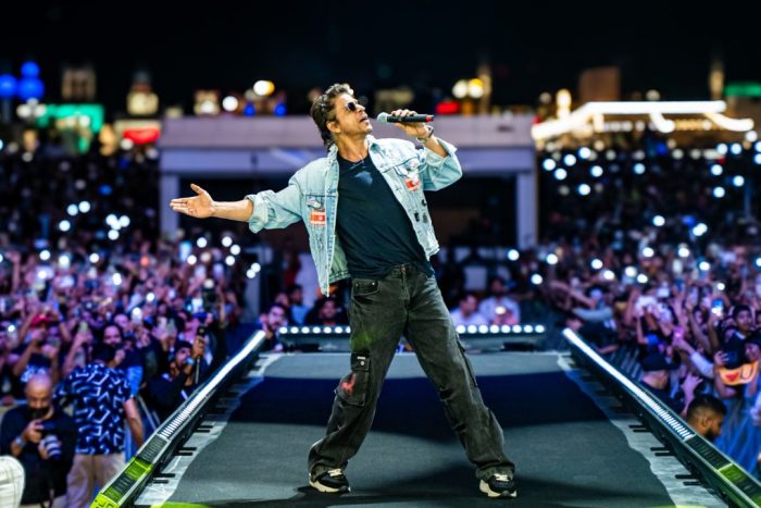 Shah Rukh Khan at global village