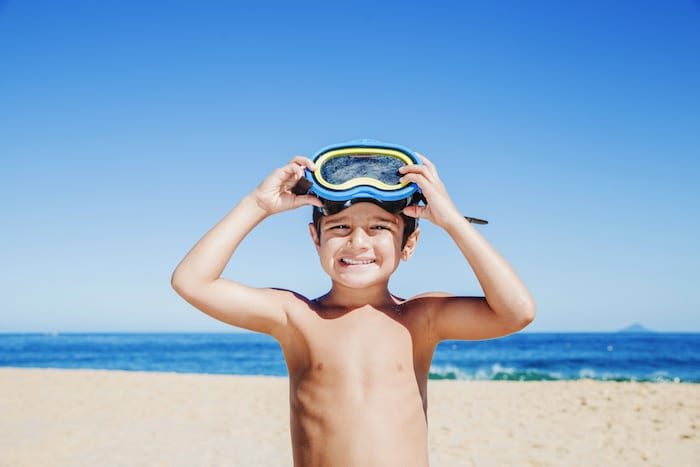 summer kid with goggles